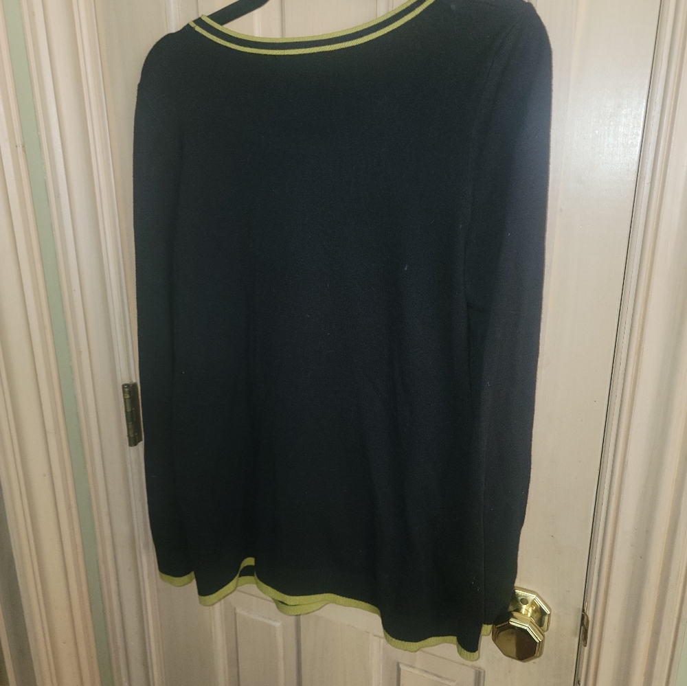 Misses Sz L Christopher & Banks Black Sweater Beaded With Green Trim - Picture 5 of 7